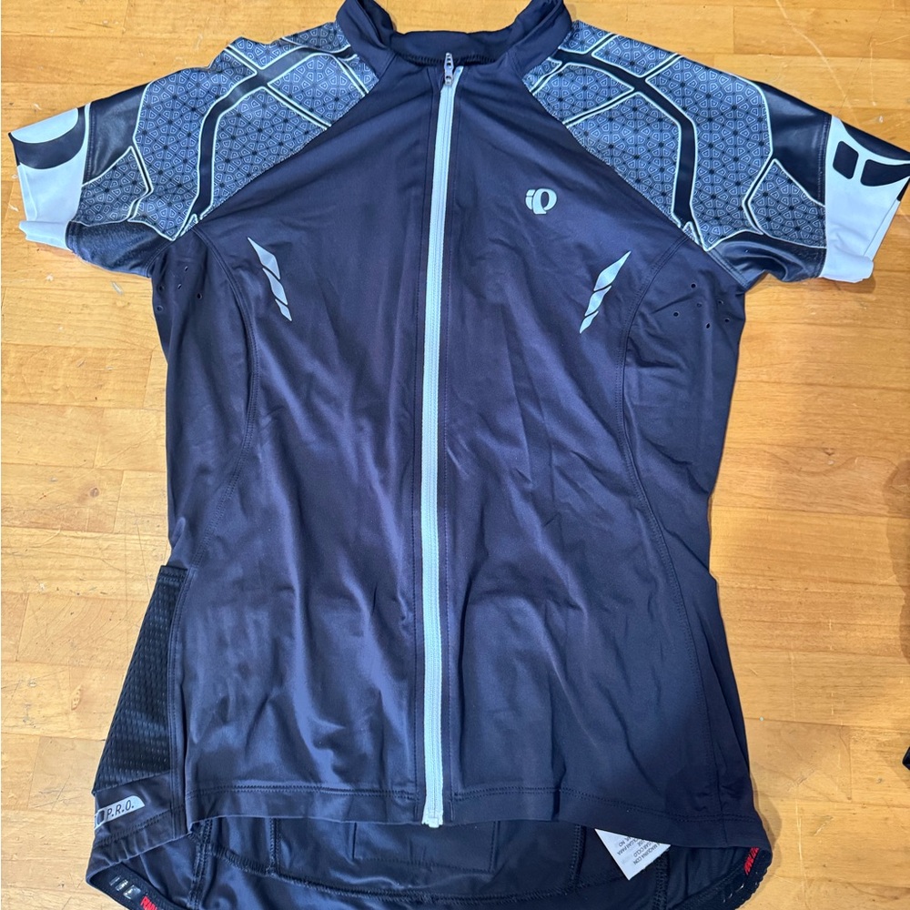 Pearl Izumi Black and Blue Performance Jacket